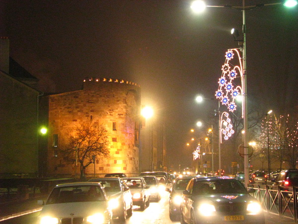 2007-12-24 17-33-47.JPG - Weihnachten in Thionville